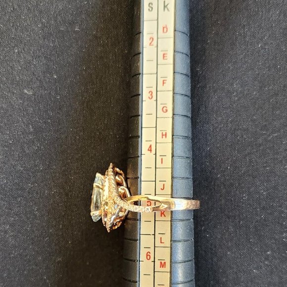 14K rose gold ring with aquamarine stone and diamonds halo - Picture 10 of 15